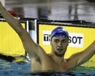 Leonardo ficou de fora das finais dos 200m borboleta em Xangai mas está dentro das Olimpíadas 2012.