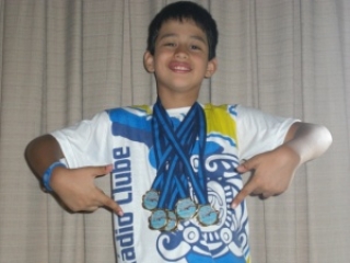 Luiz Henrique Melo Ferreira, de apenas 9 anos, conquistou 5 ouros em Goiânia.