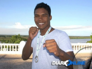 Duane foi vice-campeão da 22ª Copa do Brasil de Taekwondo, disputada em Maringá.