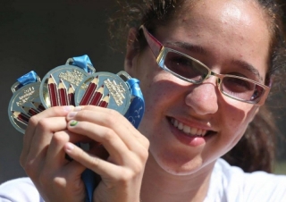 Gabriela Mendonça conquistou três ouros nas Paralimpíadas Escolares de 2013