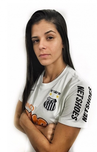 Patrícia Sochor assinou recentemente com o Santos e foi convocada pela primeira vez pela Seleção Principal.