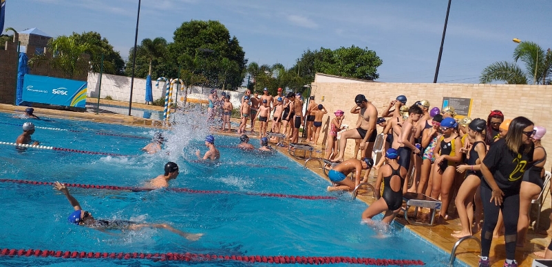 Chapadão participou dos jogos jataienses de natação