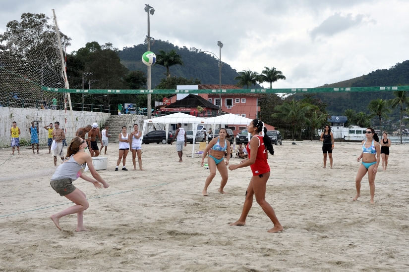 Iguatemi recebe etapa estadual de vôlei de praia neste fim de semana