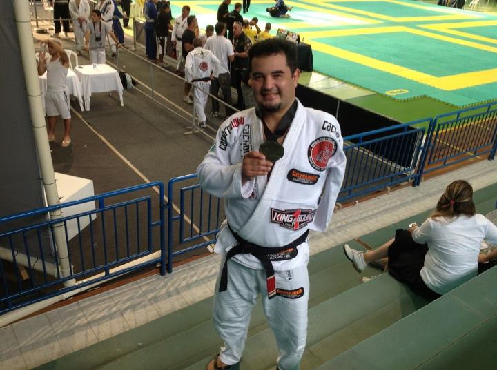 Adilson Higa conquista medalha do Floripa Open Internacional para MS