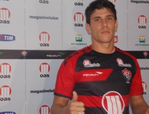 Giancarlo é comparado com ex-atacante Jardel