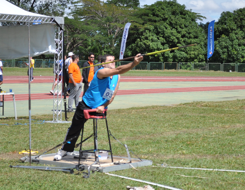 ADD disputa etapa do Circuito Loterias Caixa de Atletismo e Natação em Uberlândia