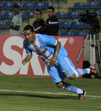 Careca estreia com derrota no Paysandu