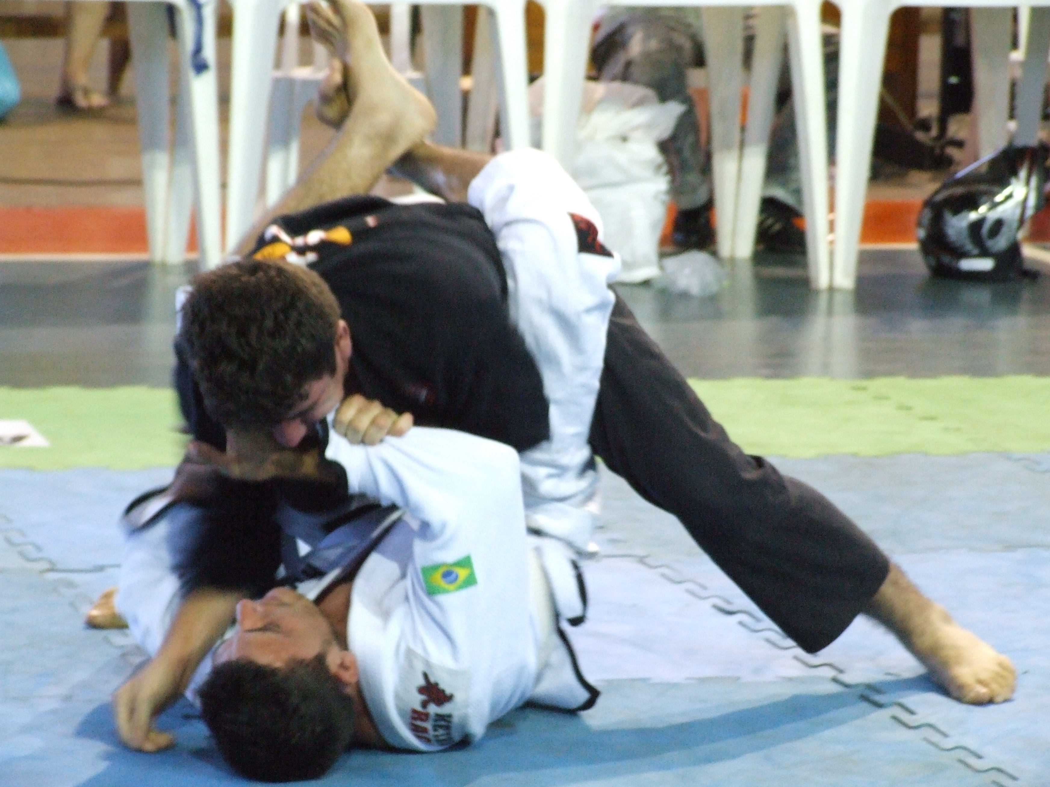Seletiva para o Mundial de Jiu-Jitsu reuniu quase 300 lutadores na Capital