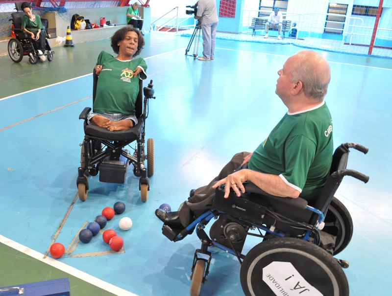 Equipe de bocha paralímpica da ADD disputa o regional em Uberlândia