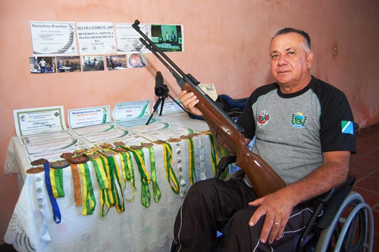 Atirador do Estado representa o Brasil na Copa do Mundo de Tiro Esportivo