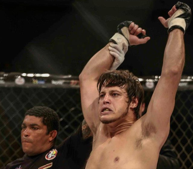 Lutador de MS vai ensinar técnica de jiu-jitsu à estrela do UFC