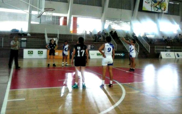 MS vence no vôlei e basquete no início da fase coletiva dos Jogos Escolares