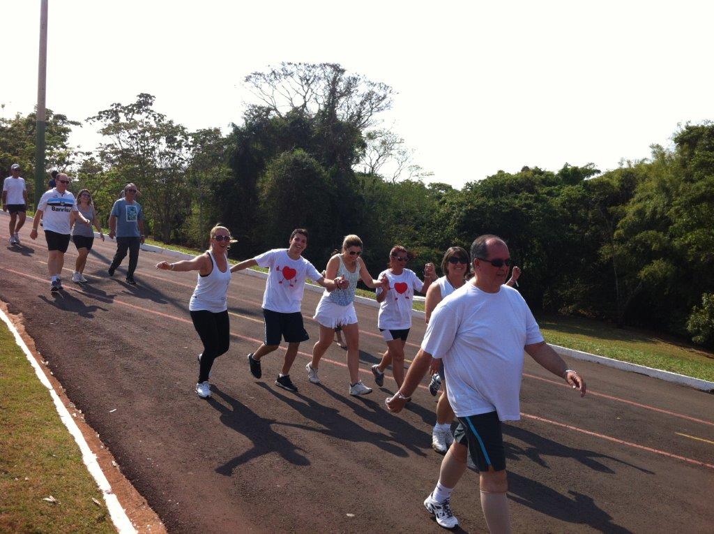 Mais de 700 pessoas participaram da corrida e caminhada do Proncor