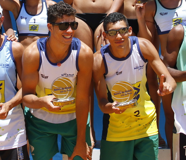 Dupla do Estado vence etapa e termina Circuito Sub-21 em segundo lugar