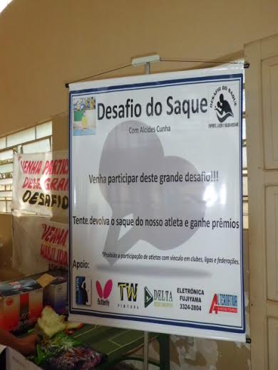 Festival de Tênis de Mesa terá desafio do saque com Alcides Cunha no sábado.