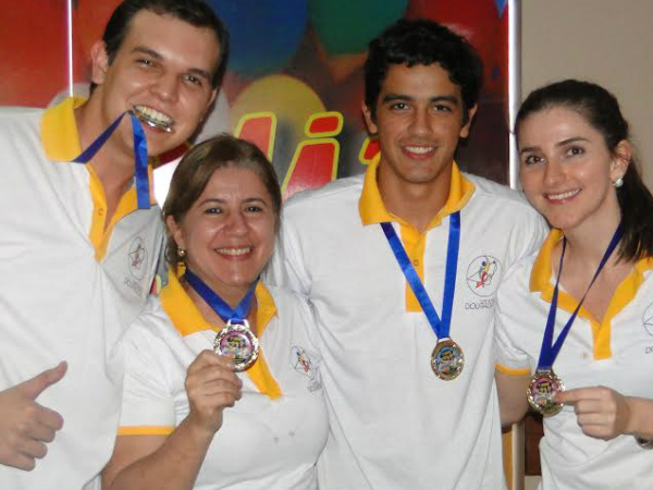 Torneio Amigos do Boliche premia campões em Dourados