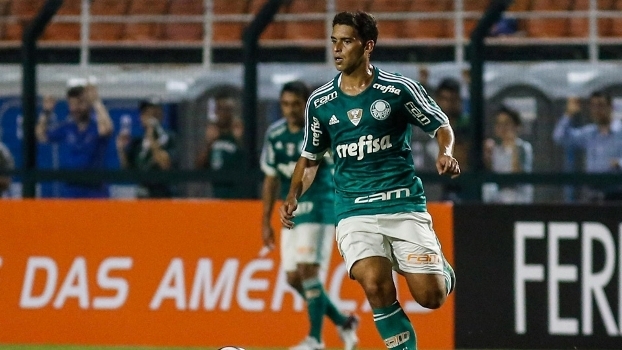 Jean aprova estreia, e M. Oliveira acena com sequência no time