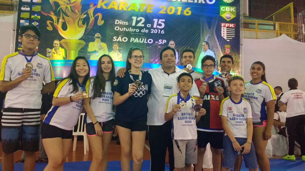 MS fatura seis medalhas em Brasileiro de Karatê Escolar
