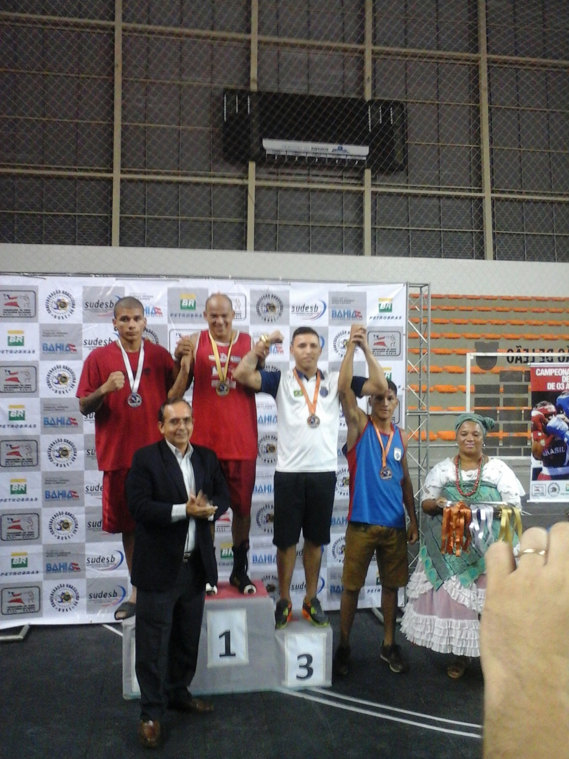 MS conquista três medalhas no Brasileiro de Boxe em Salvador