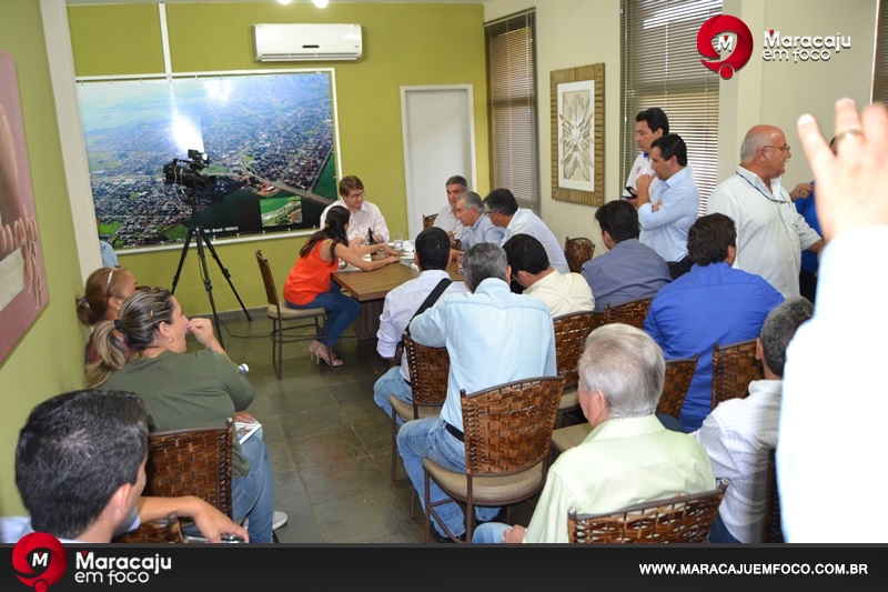 Maracaju Basquete entrega Projeto ao Governador Reinaldo