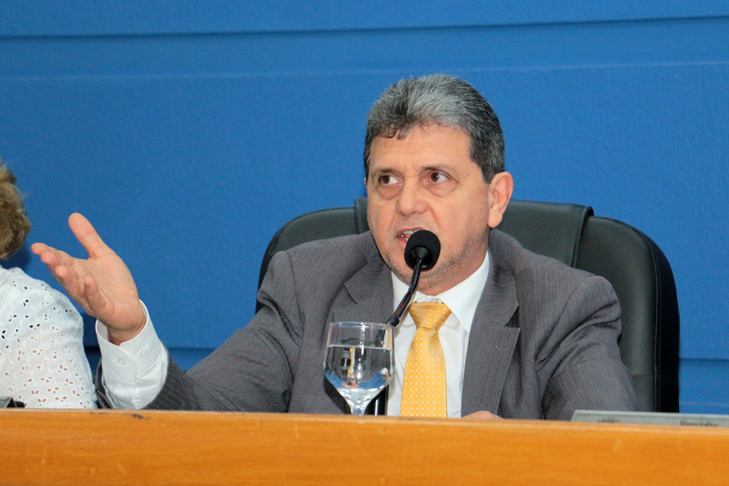 Prof. João Rocha comemora liberação de recursos para pista de atletismo do Parque Ayrton Sena