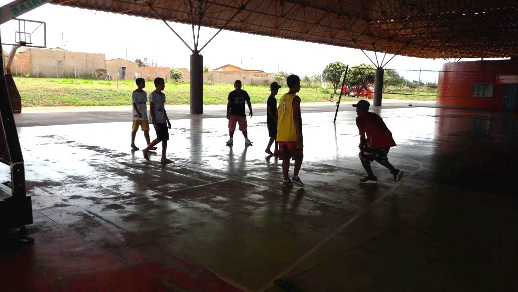 Funesp inicia modalidade de basquete no Parque Tarsila do Amaral