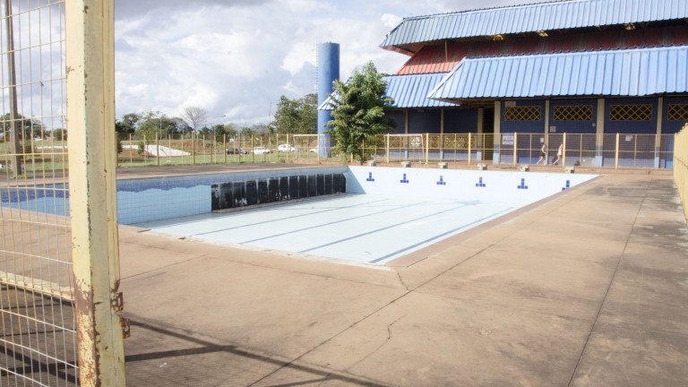 Prefeitura vai revitalizar piscinas interditadas no Ayrton Senna