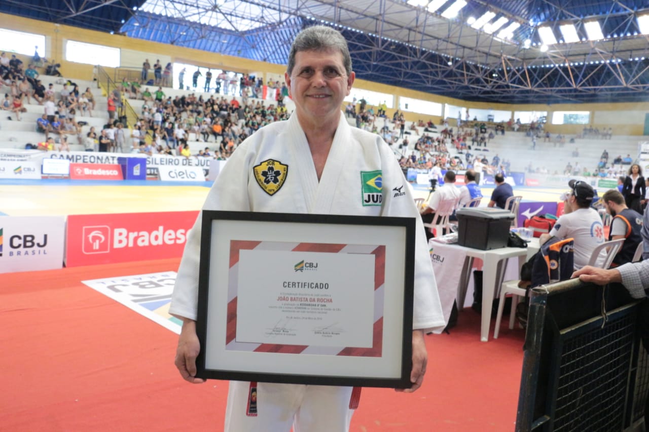 Referência do judô, João Rocha é graduado com o 8º Dan durante Brasileiro em MS