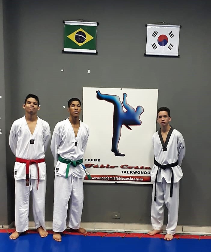 Equipe embarca para maior evento de Taekwondo da América do Sul