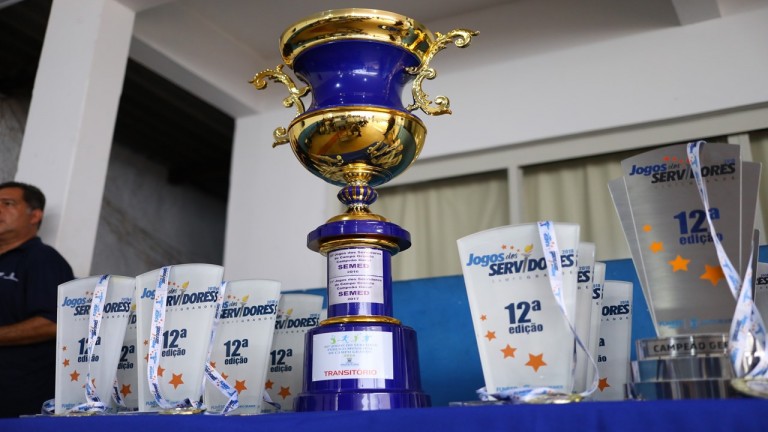 Com vitória da Semed, Marquinhos entrega premiação dos Jogos dos Servidores