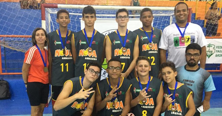 Equipe Sub-14 de Nova Andradina é bronze no Paraná
