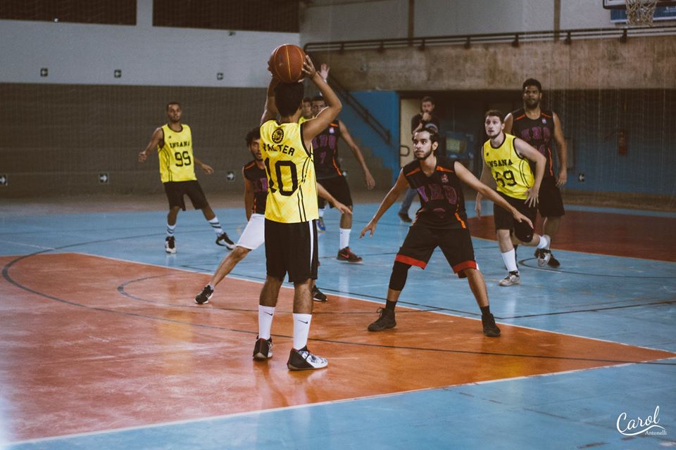 Torneio de Basquete na UFMS chega na fase semifinal