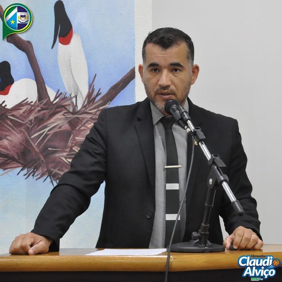 Vereador reivindica aquisição de veículos para transporte de atletas
