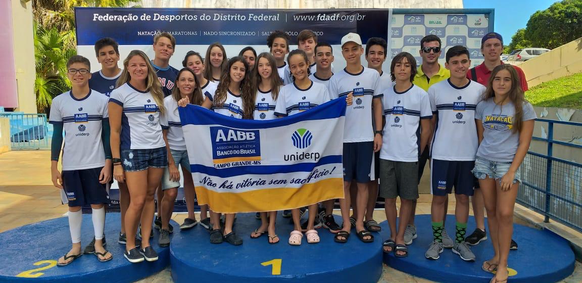 Escola Pé de Pato confirma presença no Estadual de Natação