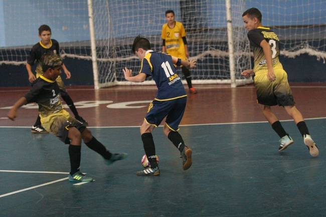 Metropolitano de Futsal terá quatro partidas nesta sexta 