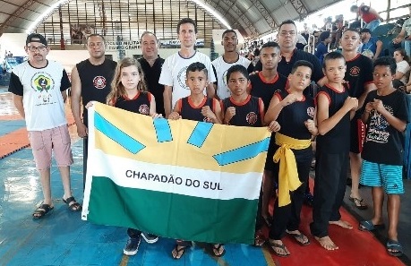Kung Fu de Chapadão do Sul conquista seis medalhas de ouro na capital