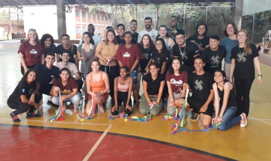 Brasileiros e americanos participam de integração na UFMS da capital