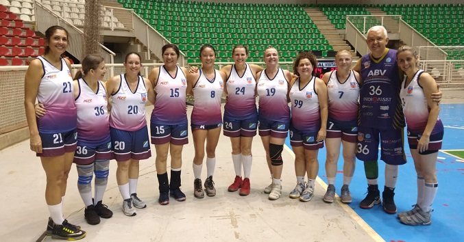 40+ da Abaf-MS mantém 100% de aproveitamento no Torneio Máster de Basquete