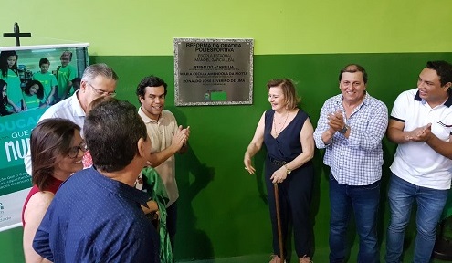 Escola de Paranaíba recebe reforma de quadra poliesportiva