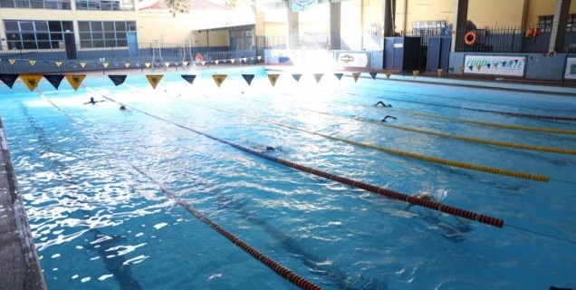 Atletas de 22 clubes disputam Centro-Oeste de Natação em Campo Grande