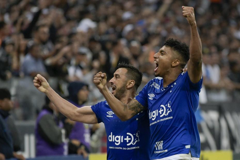 Éderson: a revelação do meio-campo cruzeirense que nasceu em Campo Grande