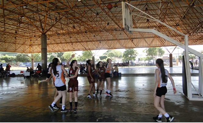 Jogos da Juventude definem os campeões do voleibol e do basquetebol