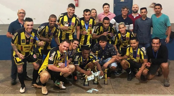 Supermercado Paulicéia vence Campeonato de Férias Society