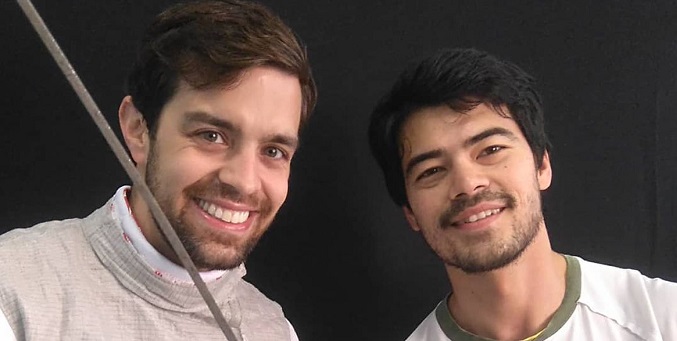 Medalhistas do Pan-americano realizam aula de esgrima online
