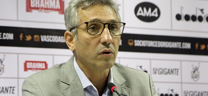 Presidente do Vasco prevê jogos sem torcidas até fim do ano