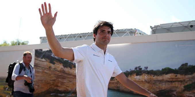 Ferrari anuncia Carlos Sainz no lugar de Vettel em 2021