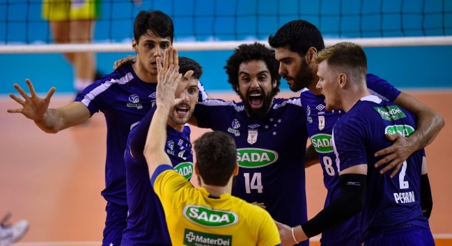 Elenco do Cruzeiro de vôlei volta às atividades nesta segunda