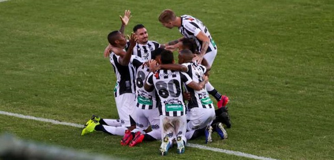 Ceará vence Bahia, de virada, na primeira decisão da Copa do Nordeste