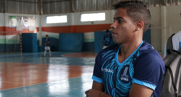 Estudante da UFMS deve jogar em equipe de futebol dos EUA