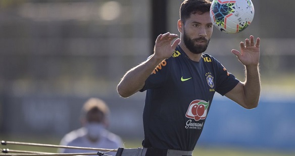Zagueiros, Felipe e Diego Carlos são convocados para Eliminatórias